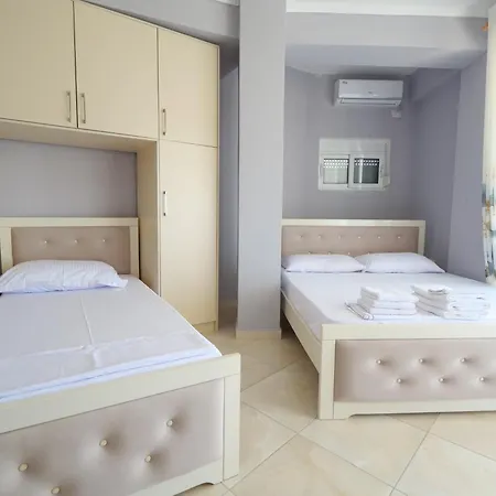 Apartment Holiday Home Qeparo Qeparo