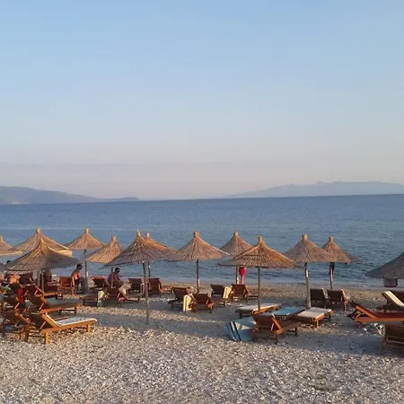 Apartment Holiday Home Qeparo Qeparo