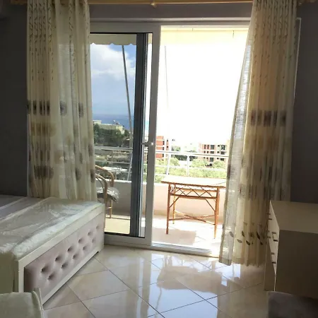 Holiday Home Qeparo Apartment *