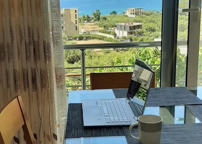 Holiday Home Qeparo * Qeparo